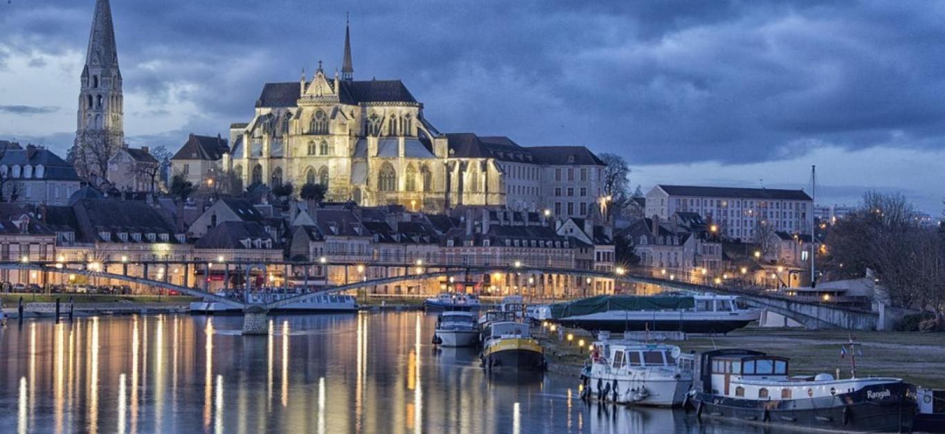 Meuble De Tourisme La Maison D'Orgy Chevannes  Εξωτερικό φωτογραφία